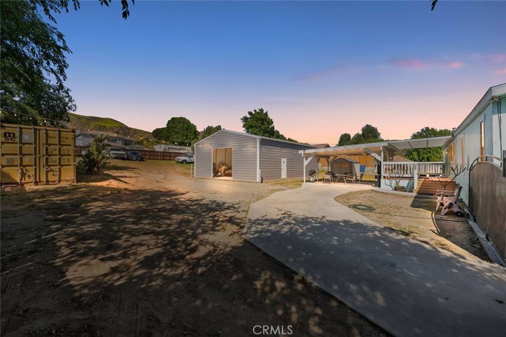 Sylmar, CA 91342,10453 Foothill BLVD