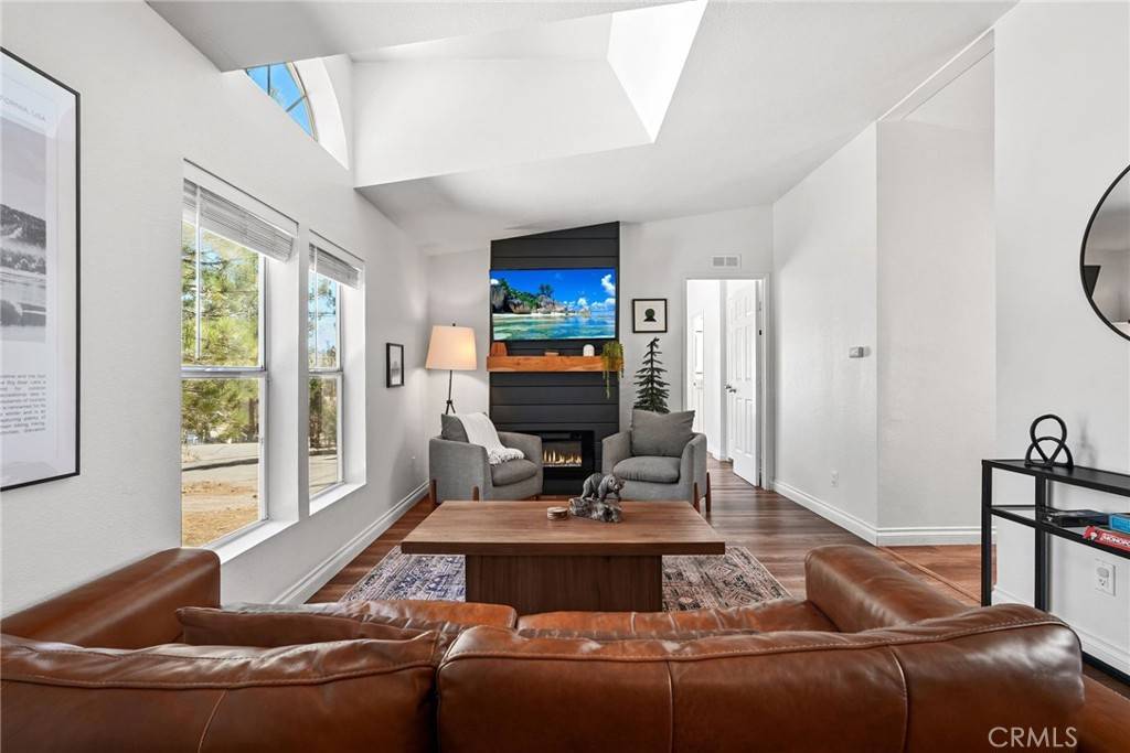 Big Bear City, CA 92314,313 Brewer WAY