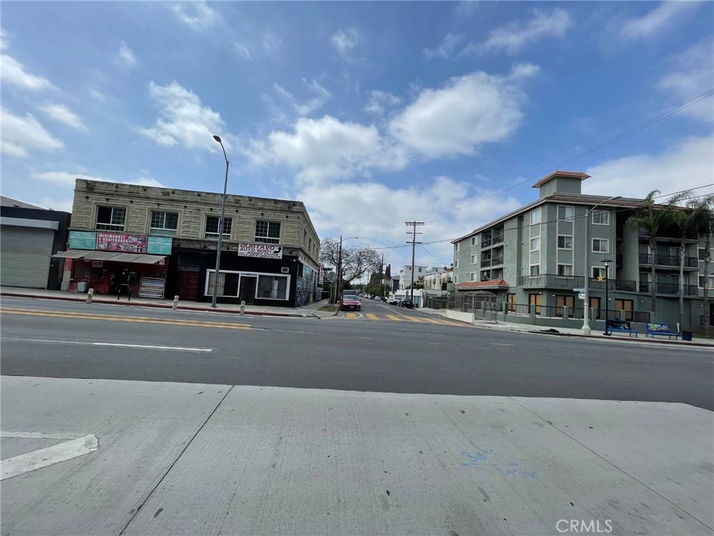 Los Angeles, CA 90026,2240 W Temple ST
