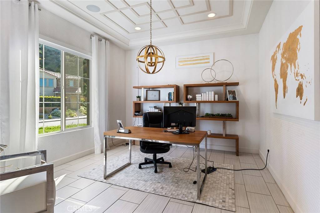 West Hills, CA 91304,8314 Mariposa CT