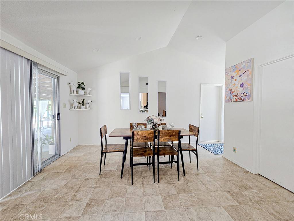 Topanga, CA 90290,1693 Jando Dr.
