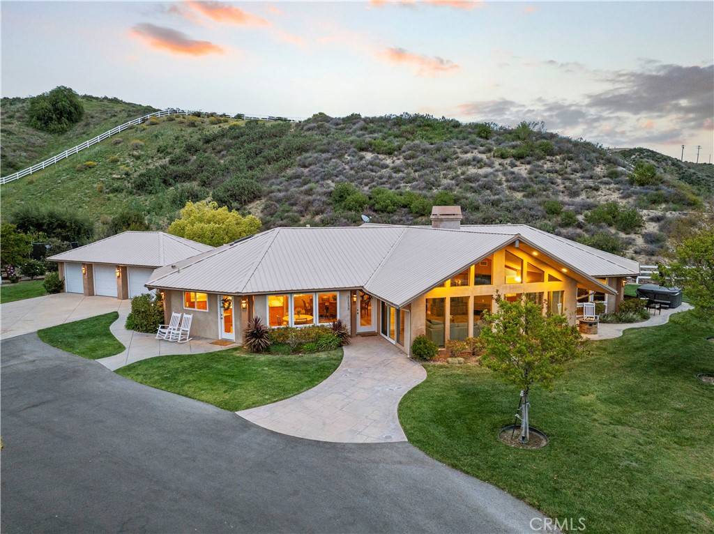 Castaic, CA 91384,31233 Romero Canyon RD