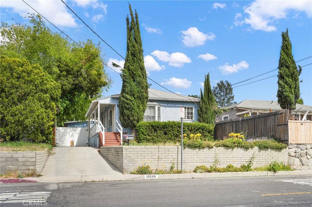 Sunland, CA 91040,10546 Mcvine AVE