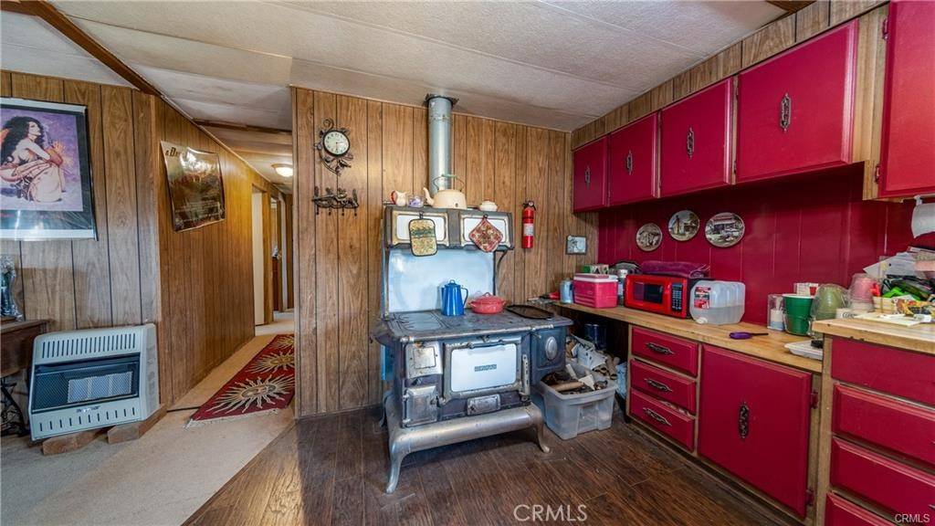 Rosamond, CA 93560,230 St. W. Avenue