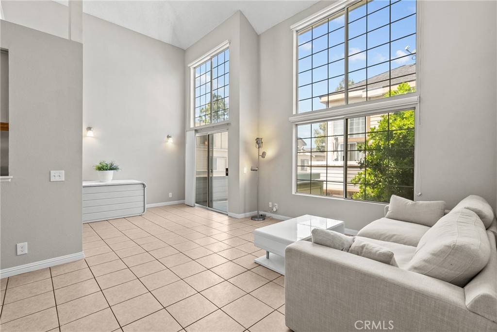 Pacoima, CA 91331,11150 Glenoaks BLVD #98