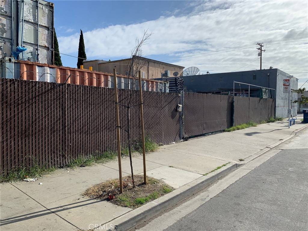 Long Beach, CA 90813,1650 Santa Fe AVE
