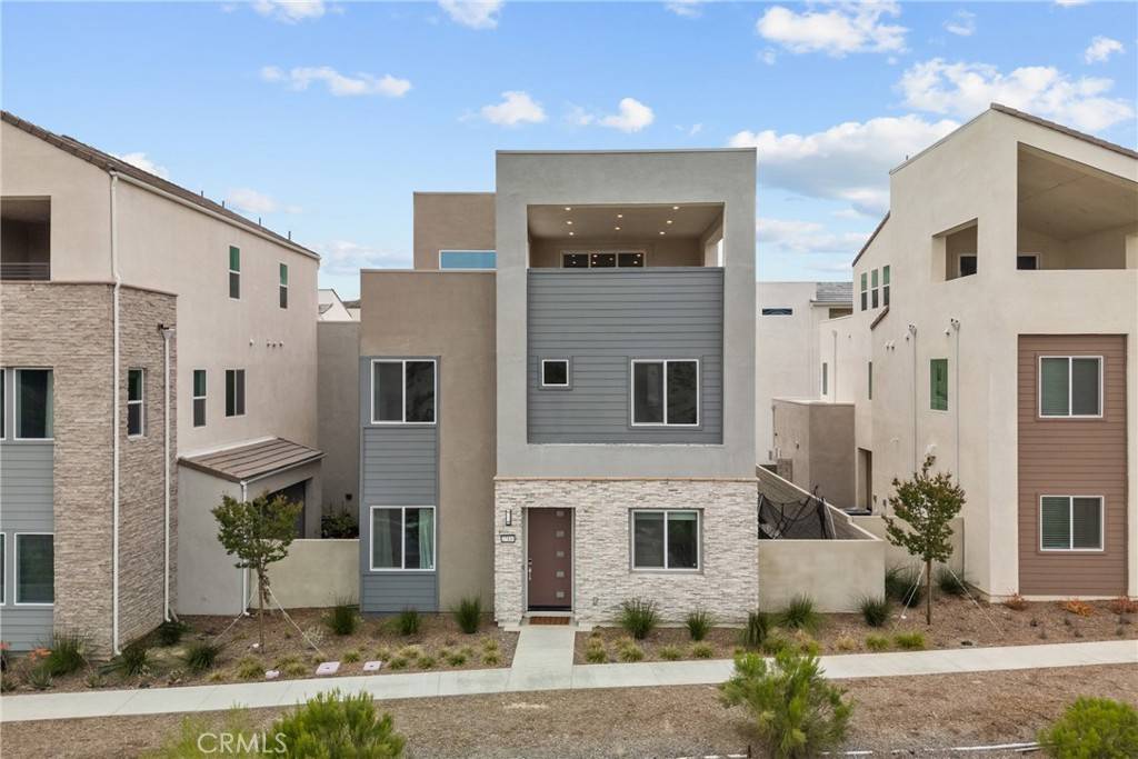 Stevenson Ranch, CA 91381,27144 Skyland WAY