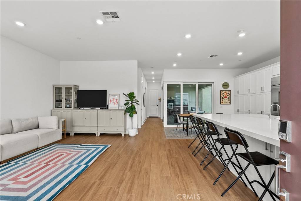 Stevenson Ranch, CA 91381,27144 Skyland WAY