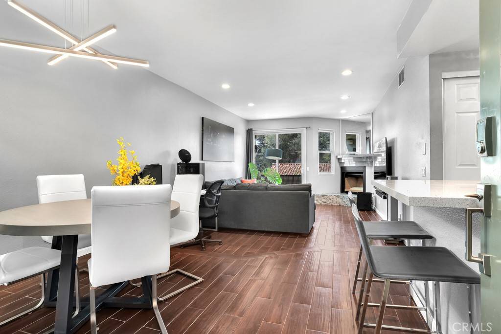 Tarzana, CA 91335,6323 Reseda BLVD #39