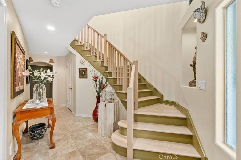 Toluca Lake, CA 91602,4406 Moorpark WAY