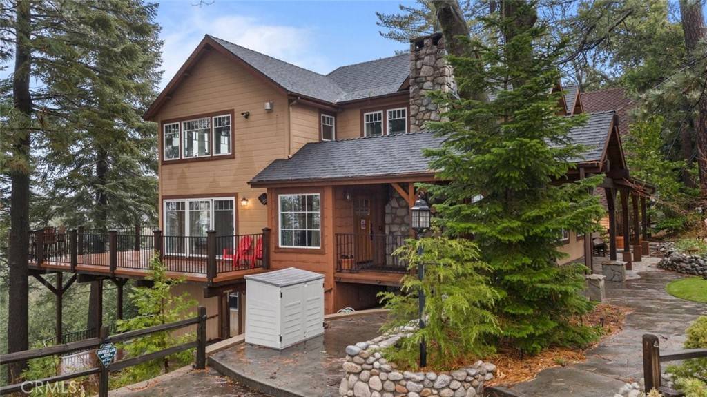 Crestline, CA 92325,24848 Matterhorn CT
