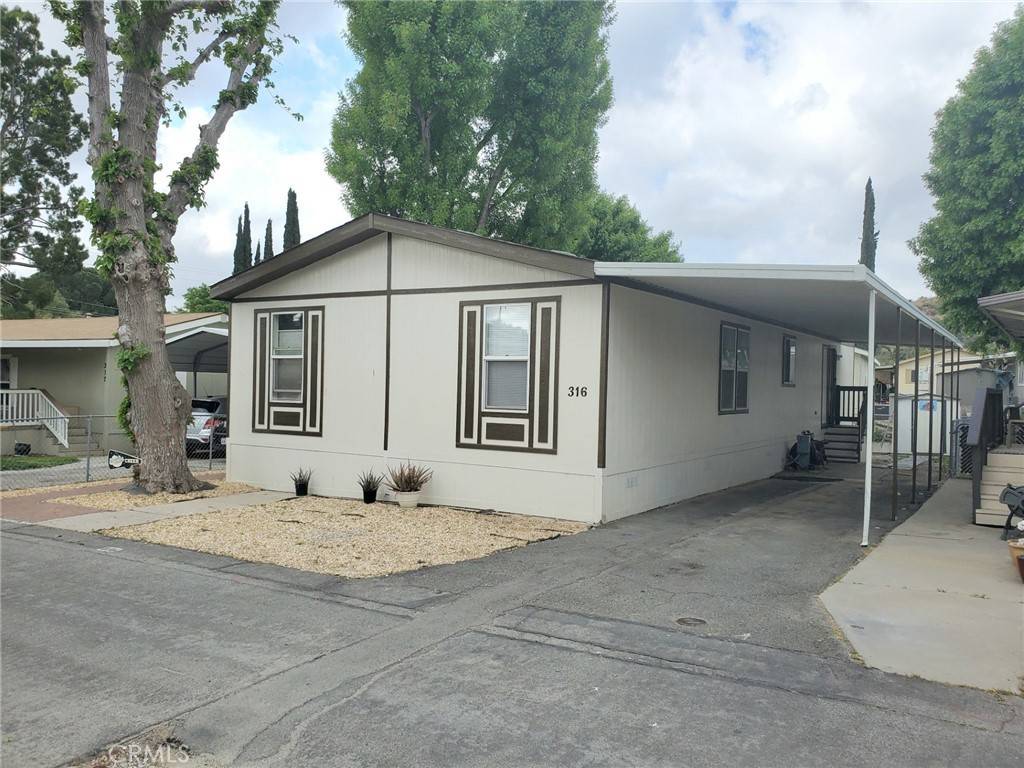 Saugus, CA 91350,29021 Bouquet Canyon RD #316