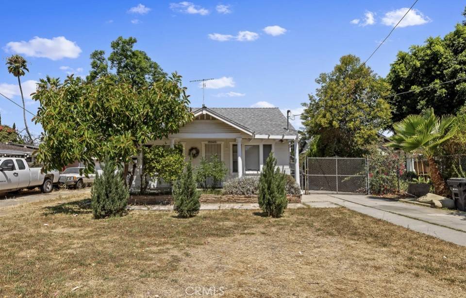 Lake Balboa, CA 91406,15945 Hart ST