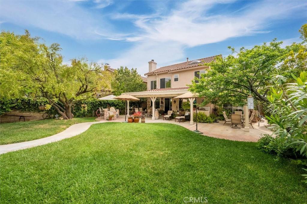 Saugus, CA 91390,28433 Pinewood CT