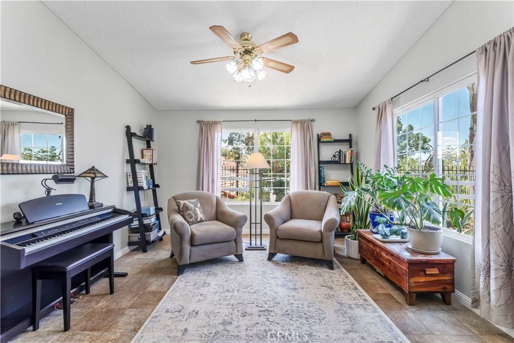 Acton, CA 93510,33660 White Feather RD