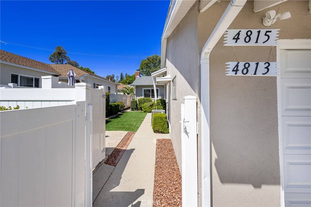 Woodland Hills, CA 91364,4815 Topanga Canyon BLVD