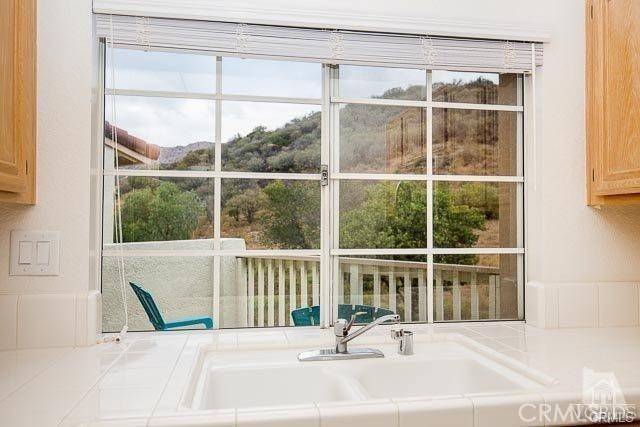 Oak Park, CA 91377,5805 Oak Bend LN #407