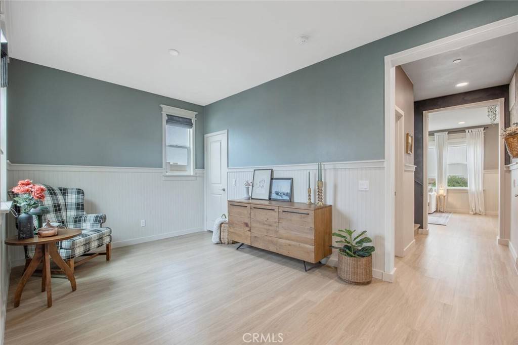 Saugus, CA 91350,18147 Jupiter LN