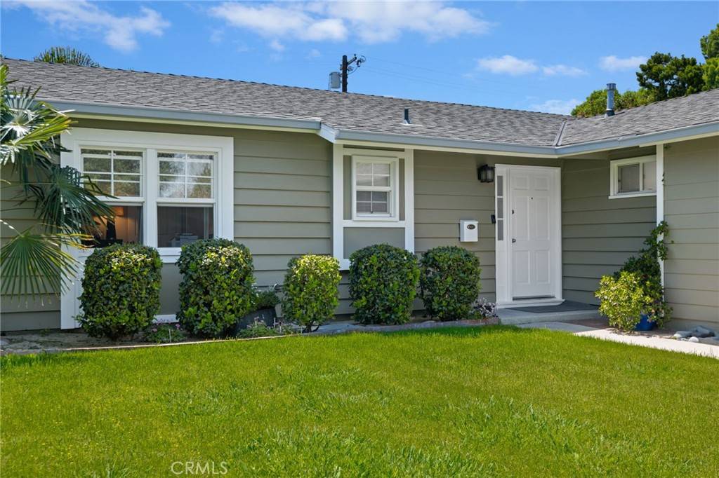 West Hills, CA 91307,23726 Kittridge ST