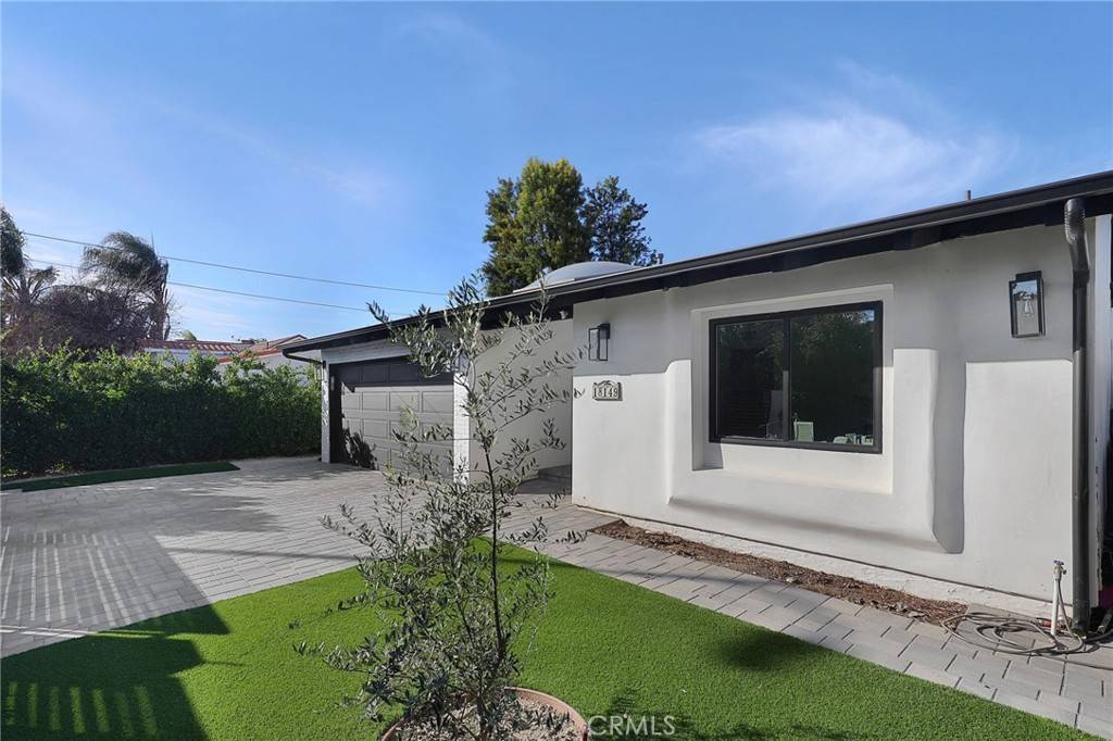 Tarzana, CA 91335,18149 Calvert ST