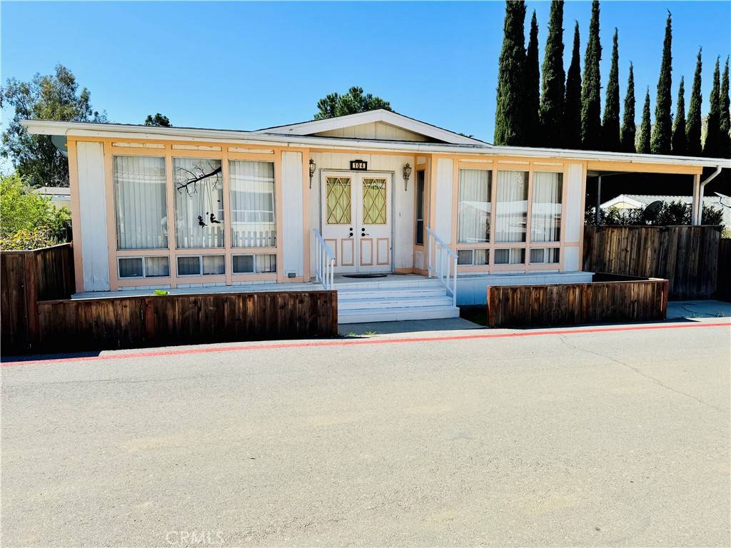 Castaic, CA 91384,36200 Paradise Ranch Rd #104