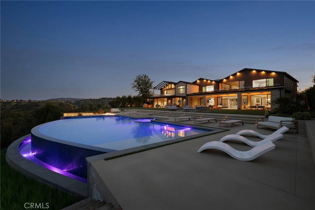 Hidden Hills, CA 91302,25079 Jim Bridger RD