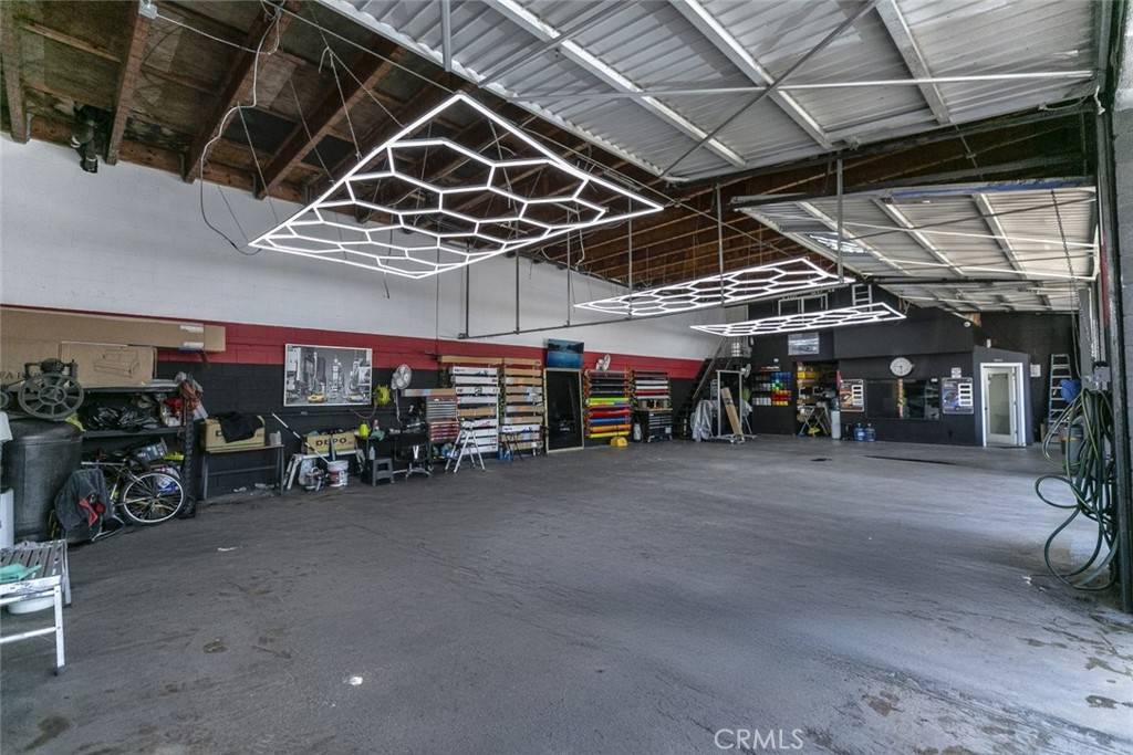 Los Feliz, CA 90027,5035 Hollywood BLVD