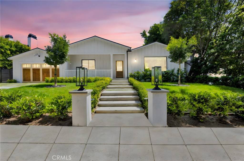Los Angeles, CA 90049,174 Greenfield AVE