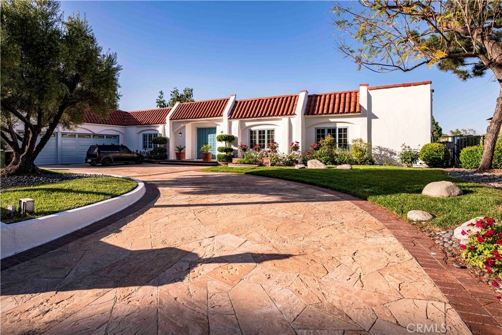 Westlake Village, CA 91361,32385 Lake Pleasant DR