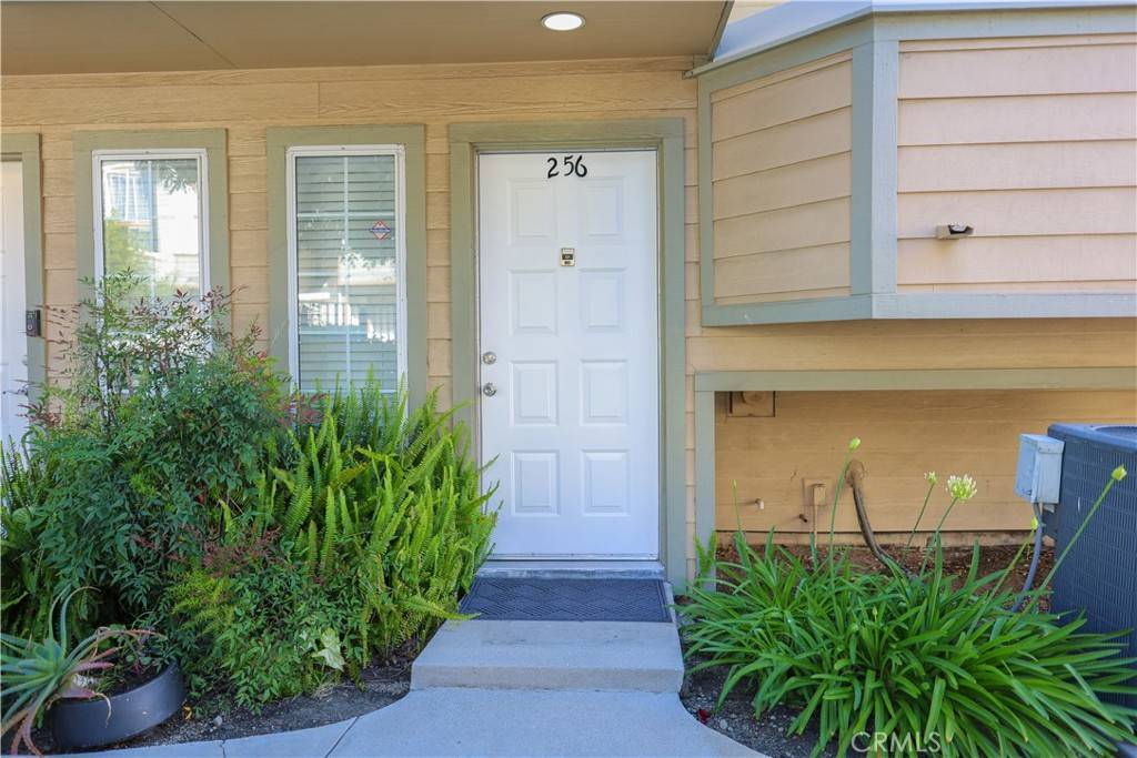 Pacoima, CA 91331,11150 Glenoaks BLVD #256