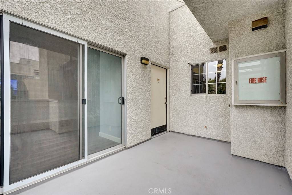 Winnetka, CA 91306,20155 Keswick ST #209