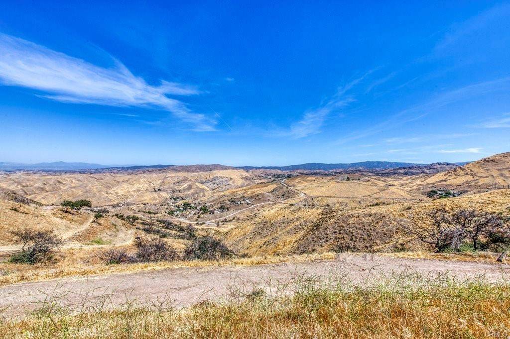 Canyon Country, CA 91387,30668 3/4 Tick Canyon RD