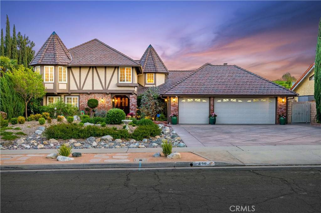 Palmdale, CA 93551,436 Fairway DR