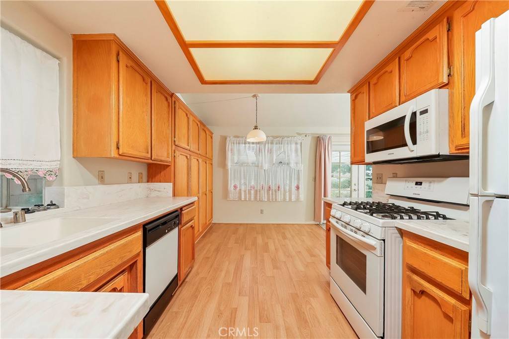 Rosamond, CA 93560,3181 Sabre ST