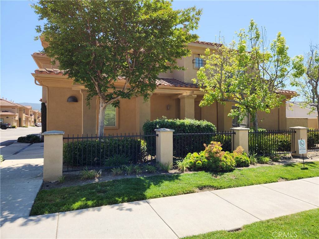 Simi Valley, CA 93065,1440 Patricia AVE #101