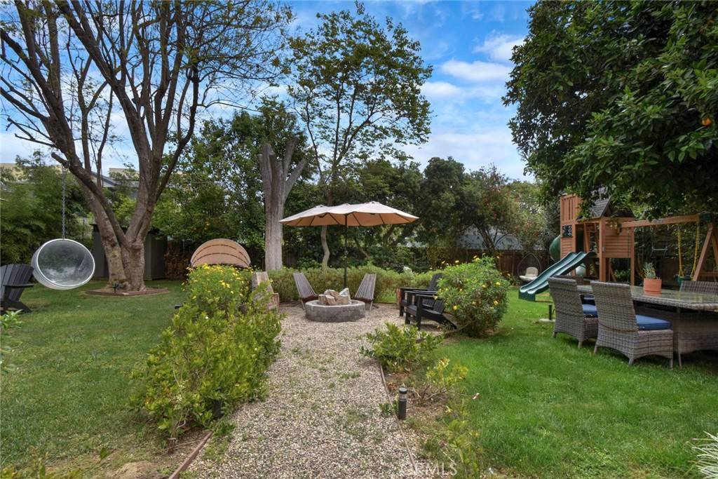 Valley Glen, CA 91401,5940 Matilija AVE