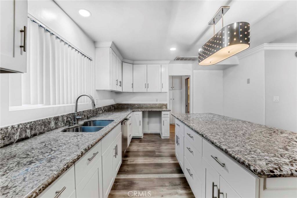 Sherwood Forest, CA 91325,8558 Paso Robles AVE