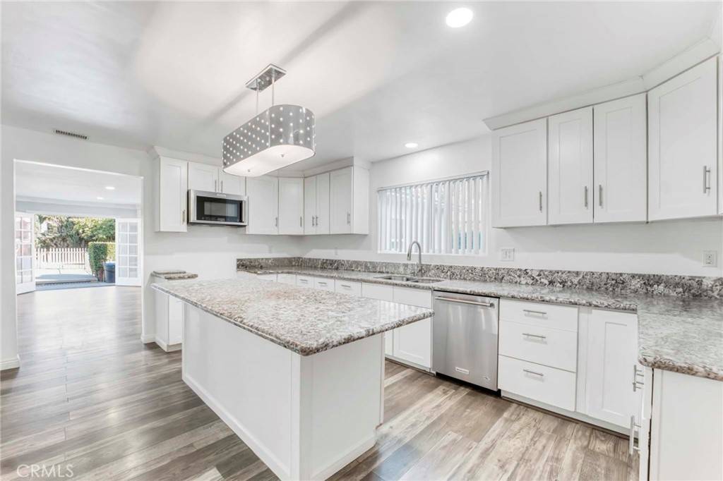 Sherwood Forest, CA 91325,8558 Paso Robles AVE