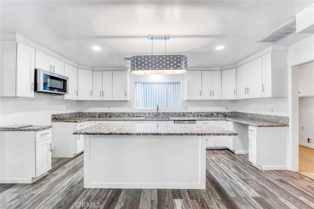Sherwood Forest, CA 91325,8558 Paso Robles AVE