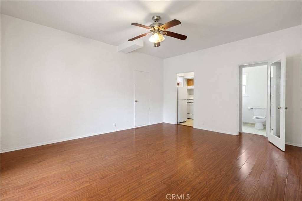 Santa Monica, CA 90404,1520 Michigan AVE #2