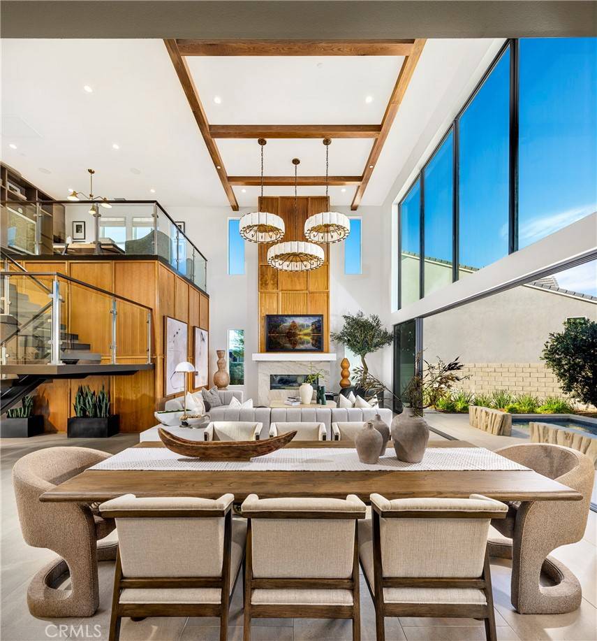 Valencia, CA 91381,27780 Reel LN