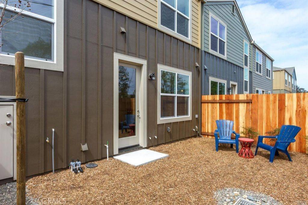 Santa Rosa, CA 95403,2010 Ravello Way
