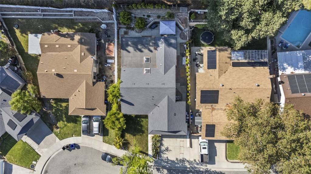 Newhall, CA 91321,24431 La Glorita CIR