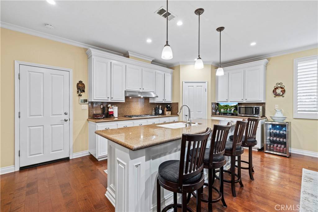Saugus, CA 91390,28707 Rock Canyon DR