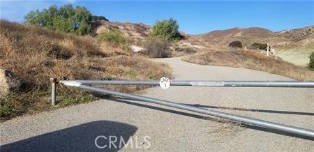Simi Valley, CA 93063,26 Chivo