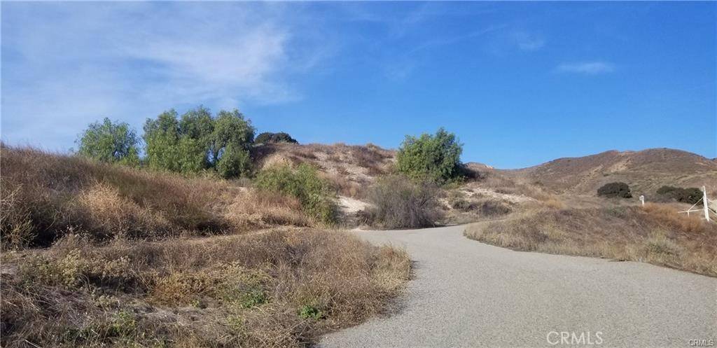 Simi Valley, CA 93063,25 Chivo