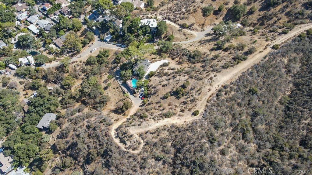 Tujunga, CA 91042,9836 High Top DR