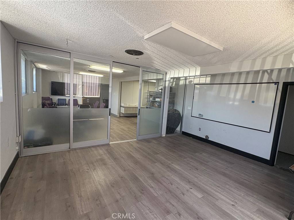 Van Nuys, CA 91406,7700 Densmore AVE #B