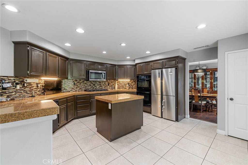Canyon Country, CA 91387,26426 Cardinal DR