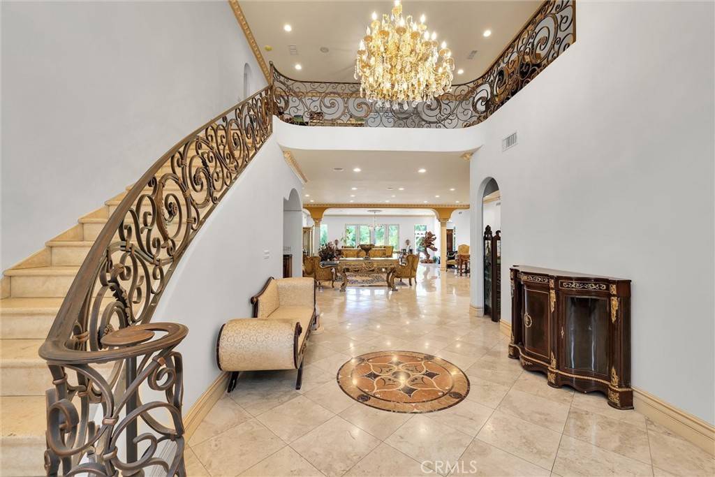 Woodland Hills, CA 91367,22349 Dolorosa ST